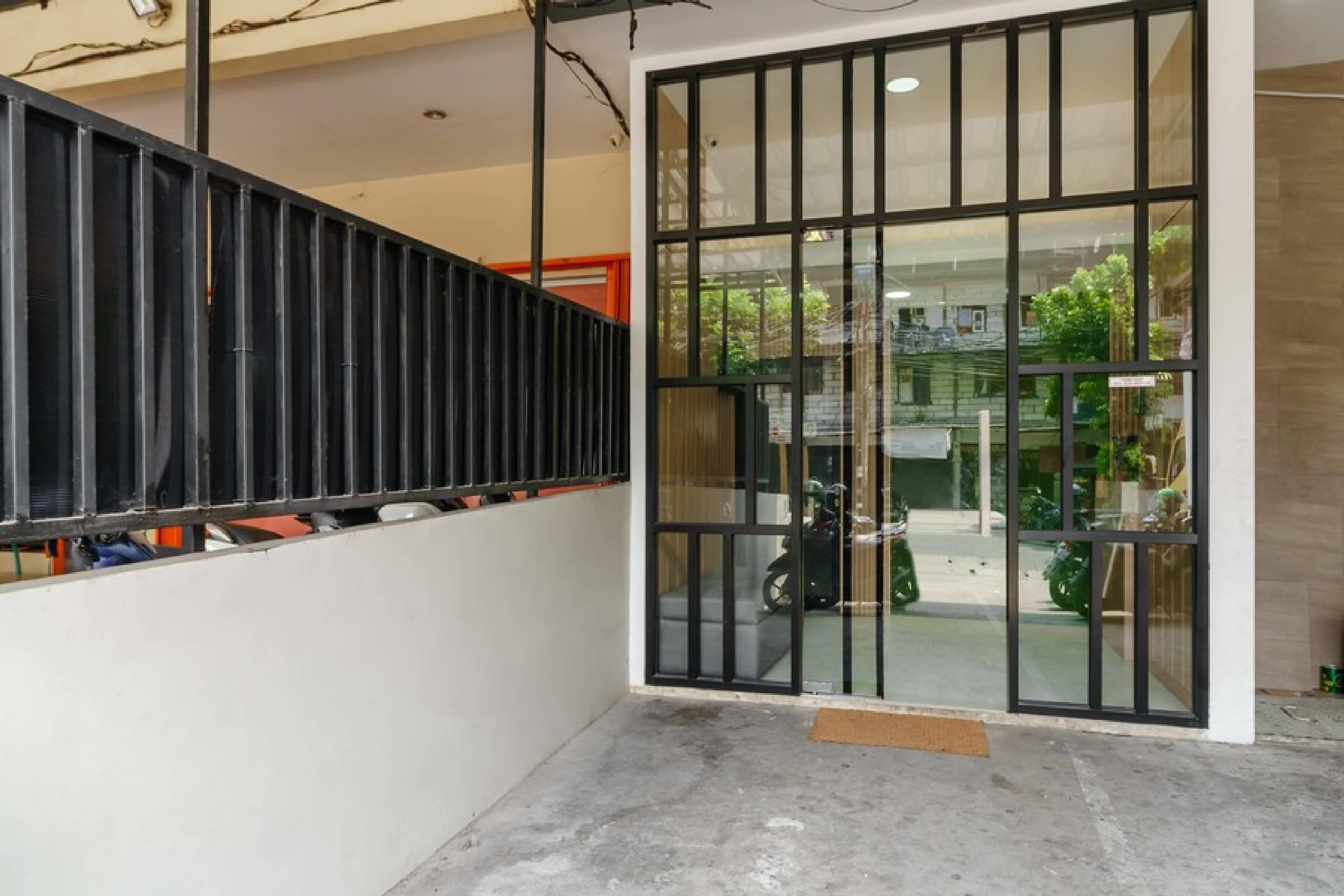 Reddoorz @ Mangga Besar 2 Otel Cakarta Dış mekan fotoğraf