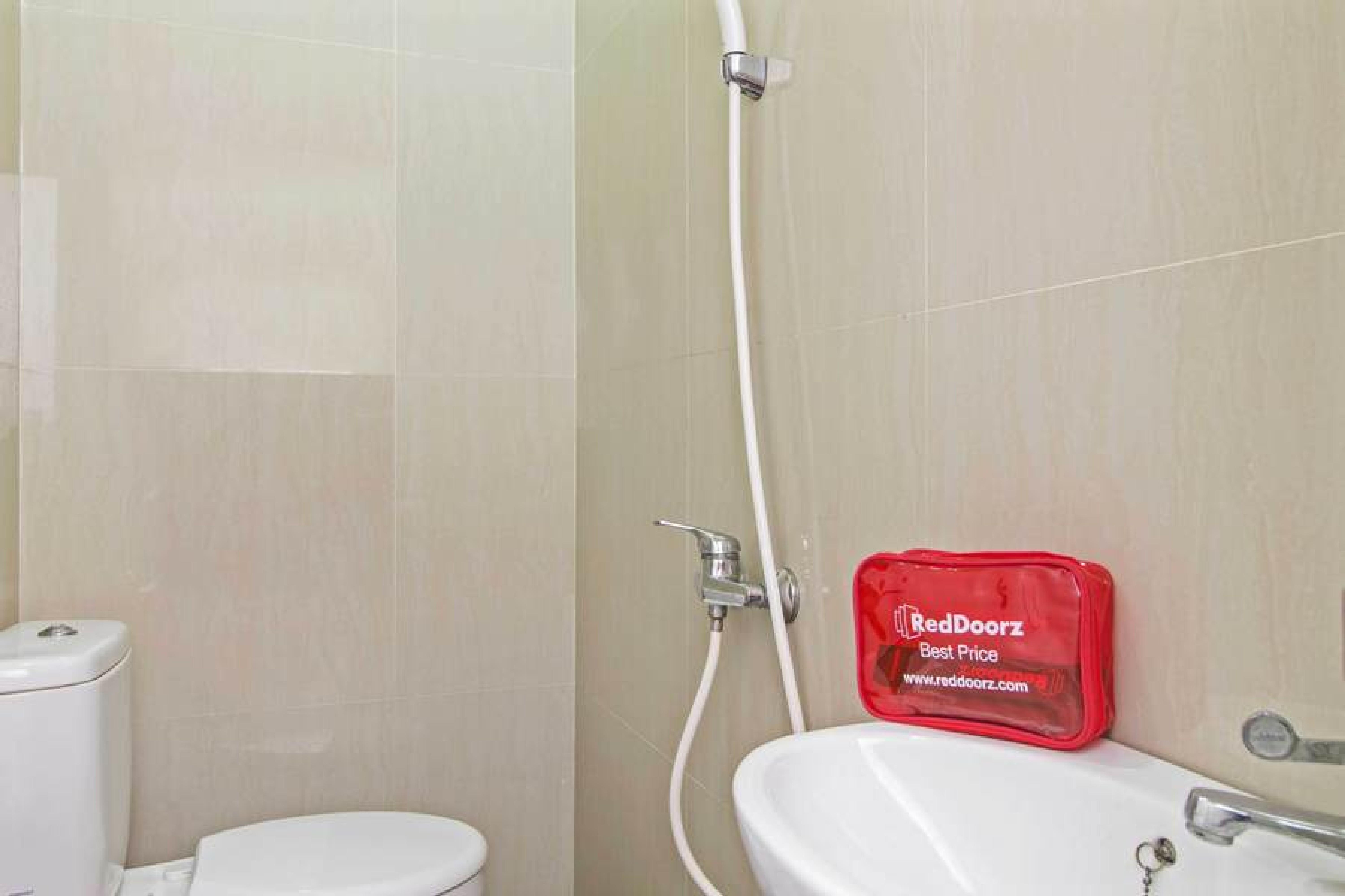 Reddoorz @ Mangga Besar 2 Otel Cakarta Dış mekan fotoğraf